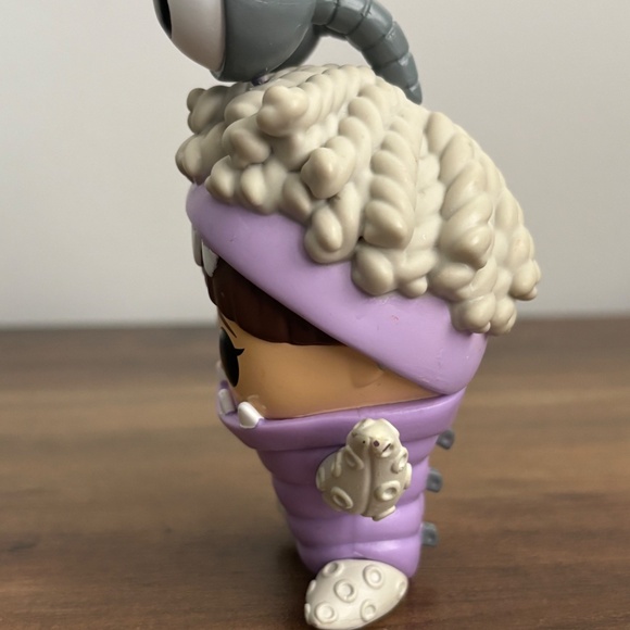 Funko Pop! Disney Monsters Inc. BOO Little Girl #1153 Vinyl Figure Hood Up 2021 - Picture 6 of 10